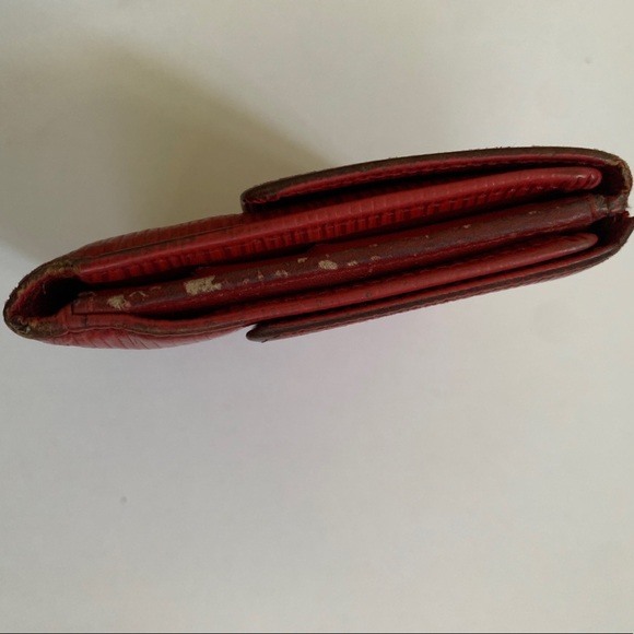Vintage Louis Vuitton Elise Wallet Red Epi Leather - Picture 4 of 11